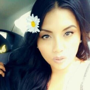 Meet your Posher, Miriam